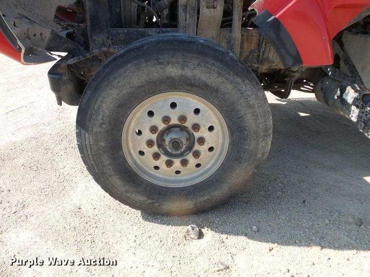 image for item FM9680 2002 Volvo VHD ready mix truck