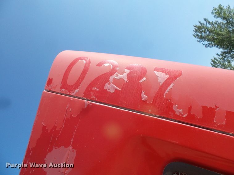 image for item FM9680 2002 Volvo VHD ready mix truck