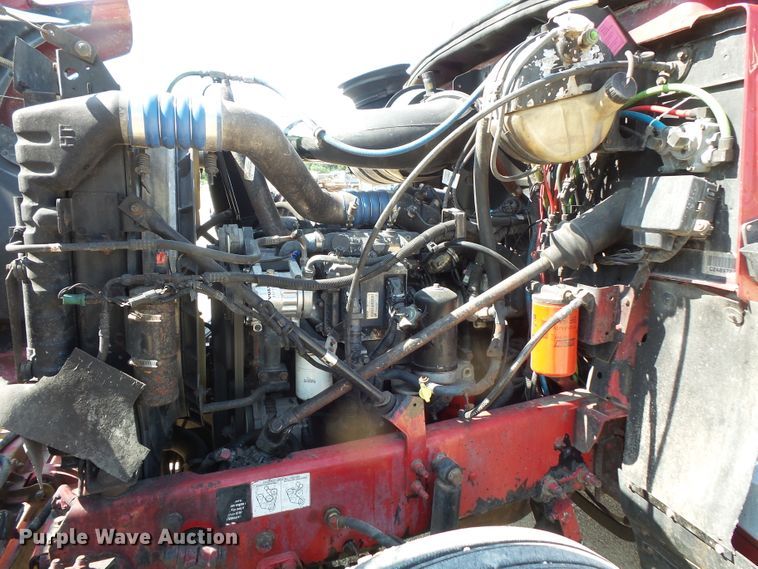 image for item FM9681 2006 Mack CHN613 semi truck