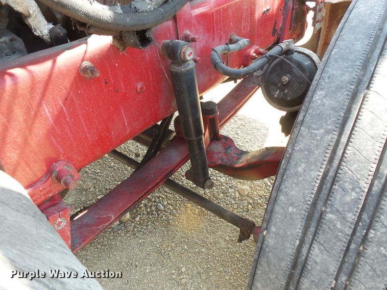 image for item FM9681 2006 Mack CHN613 semi truck