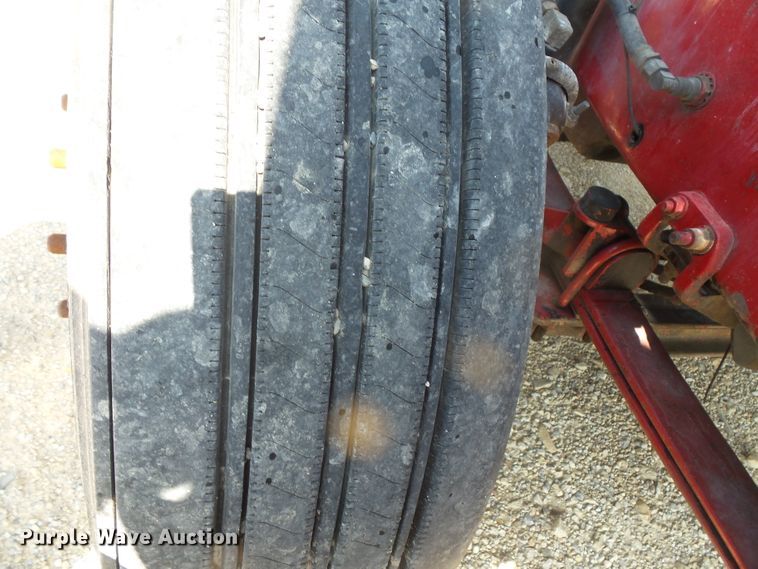 image for item FM9681 2006 Mack CHN613 semi truck