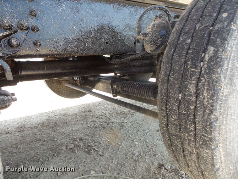 image for item FM9682 2006 Volvo VHD dump truck