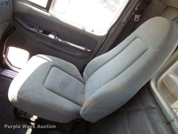 image for item FM9683 2007 Freightliner Columbia semi truck