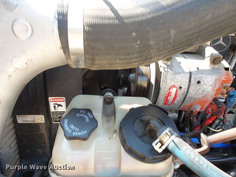 image for item FM9683 2007 Freightliner Columbia semi truck