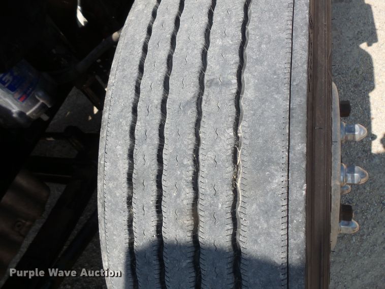 image for item FM9683 2007 Freightliner Columbia semi truck