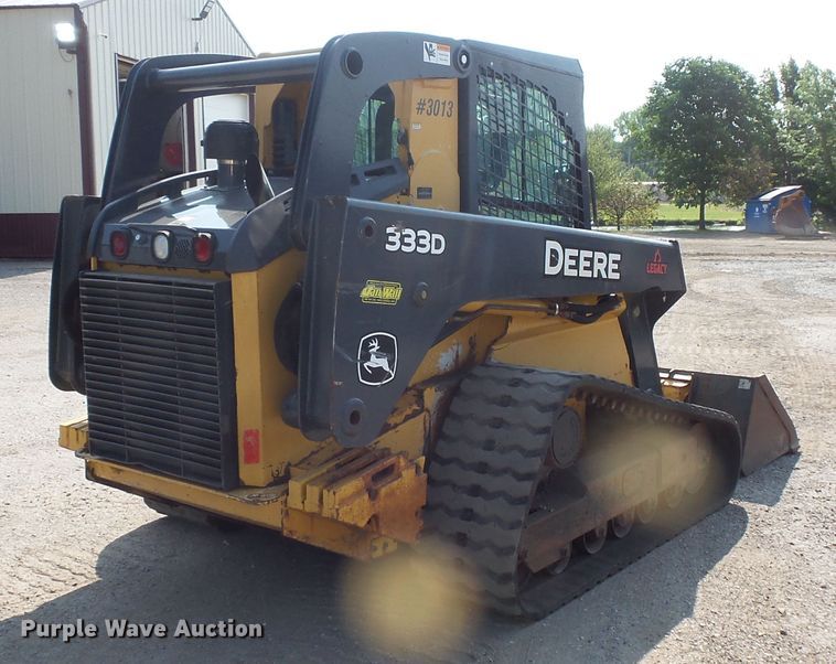 image for item FM9714 2012 John Deere 333D skid steer