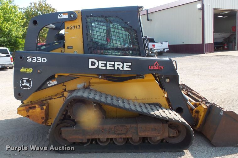 image for item FM9714 2012 John Deere 333D skid steer