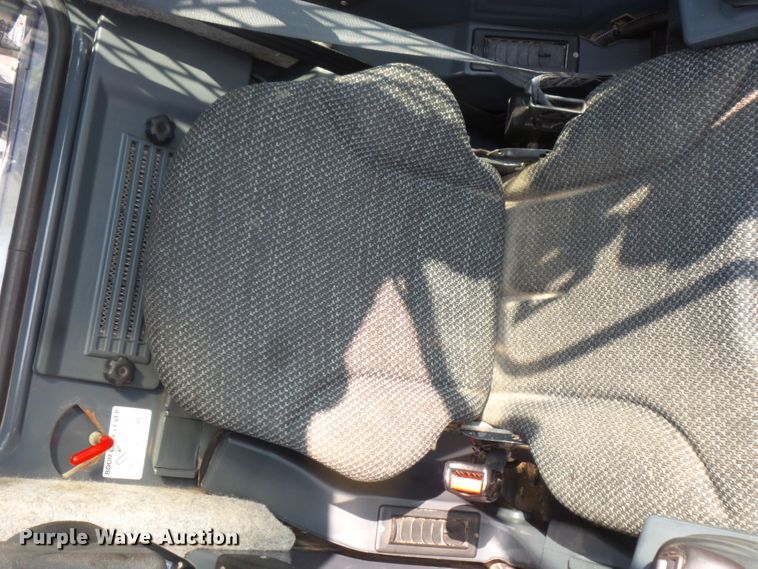 image for item FM9714 2012 John Deere 333D skid steer