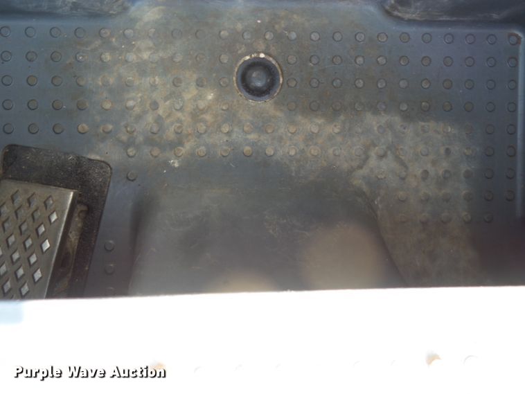 image for item FM9714 2012 John Deere 333D skid steer