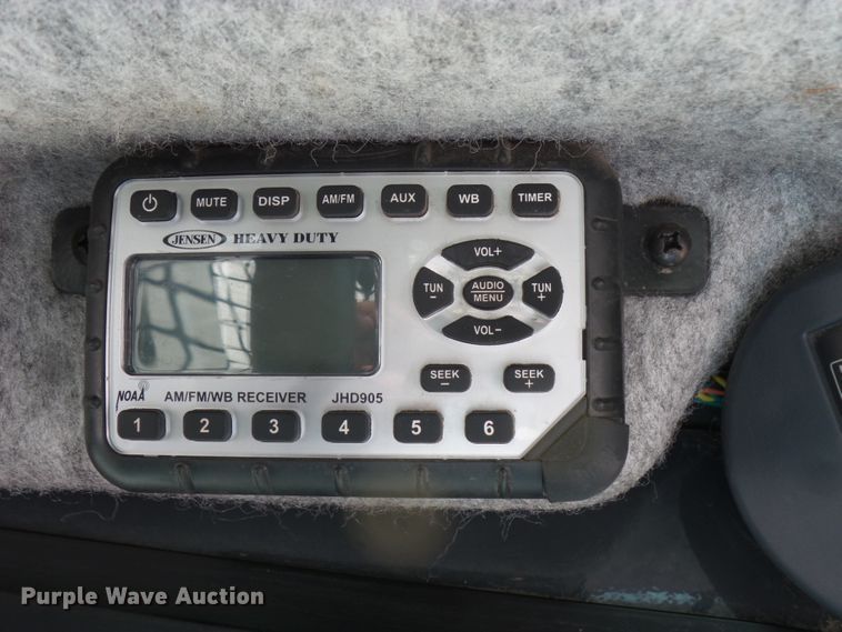 image for item FM9714 2012 John Deere 333D skid steer