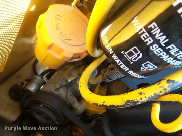 image for item FM9714 2012 John Deere 333D skid steer