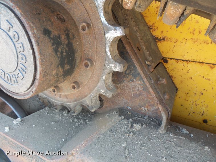 image for item FM9714 2012 John Deere 333D skid steer