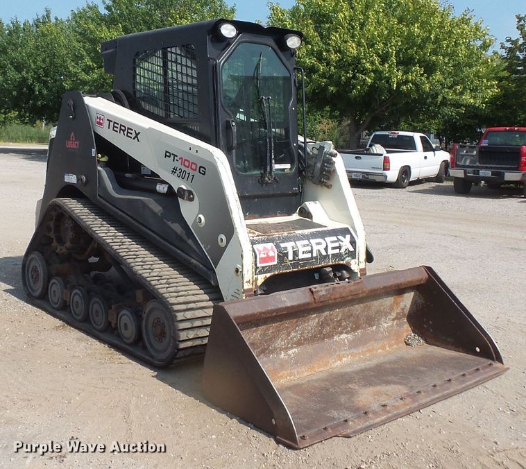 image for item FM9715 2011 Terex PT100G skid steer