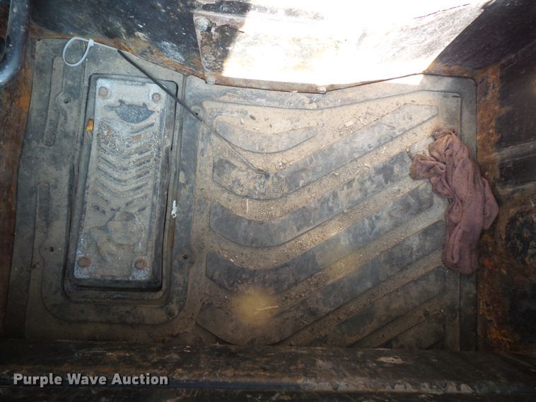 image for item FM9715 2011 Terex PT100G skid steer