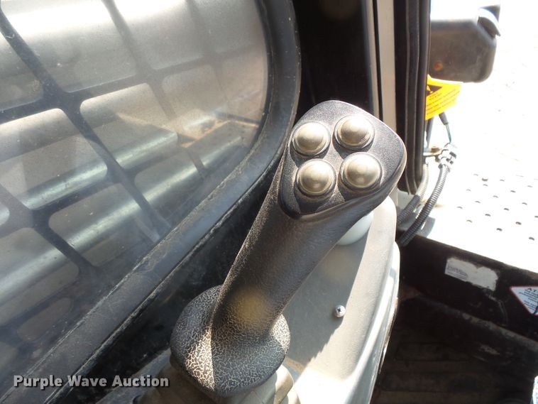 image for item FM9715 2011 Terex PT100G skid steer