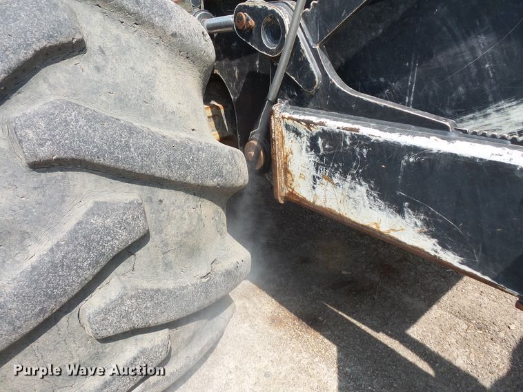 image for item FM9717 2013 John Deere 748H skidder