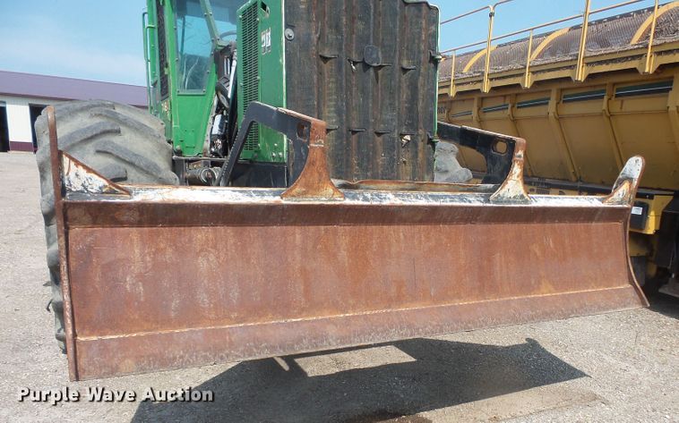 image for item FM9717 2013 John Deere 748H skidder