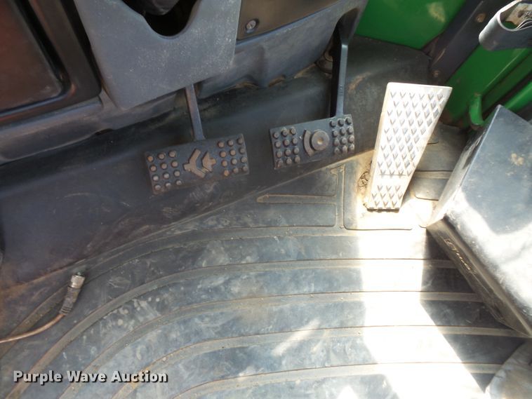 image for item FM9717 2013 John Deere 748H skidder