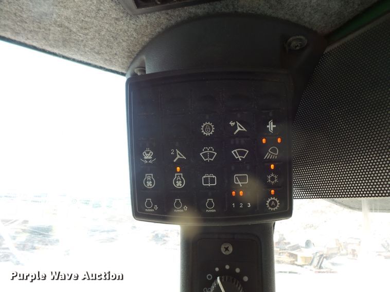 image for item FM9717 2013 John Deere 748H skidder