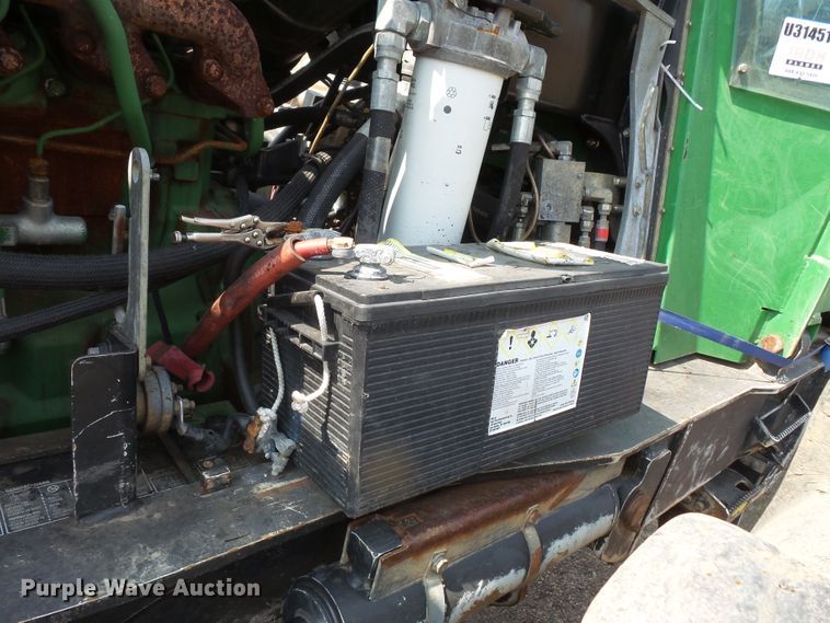 image for item FM9717 2013 John Deere 748H skidder