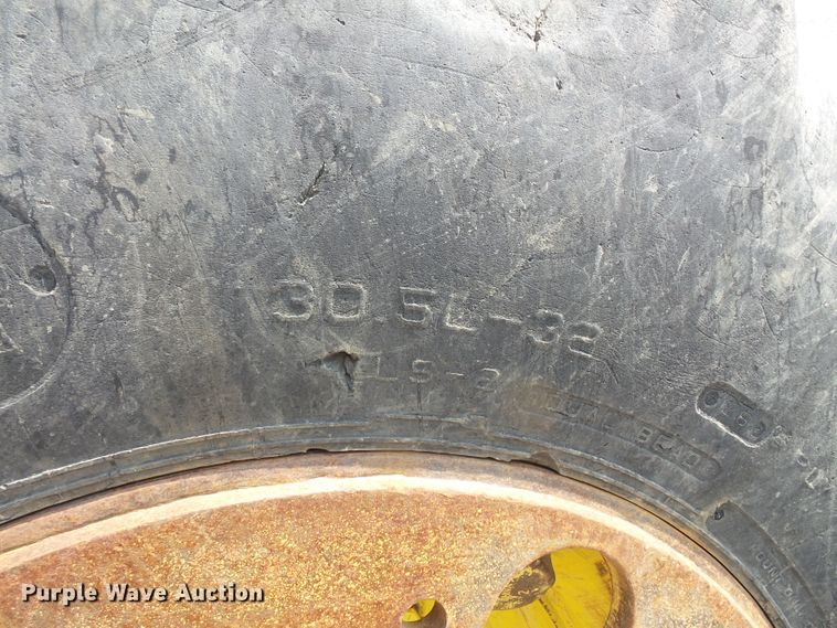 image for item FM9717 2013 John Deere 748H skidder