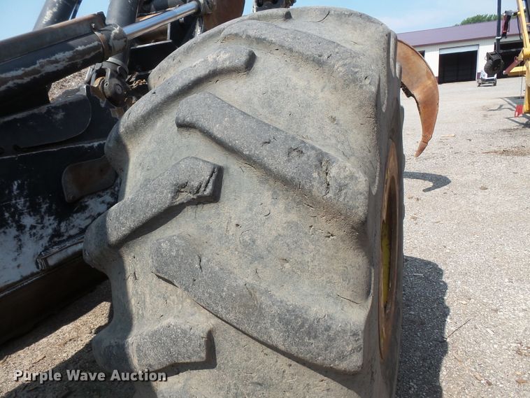 image for item FM9717 2013 John Deere 748H skidder