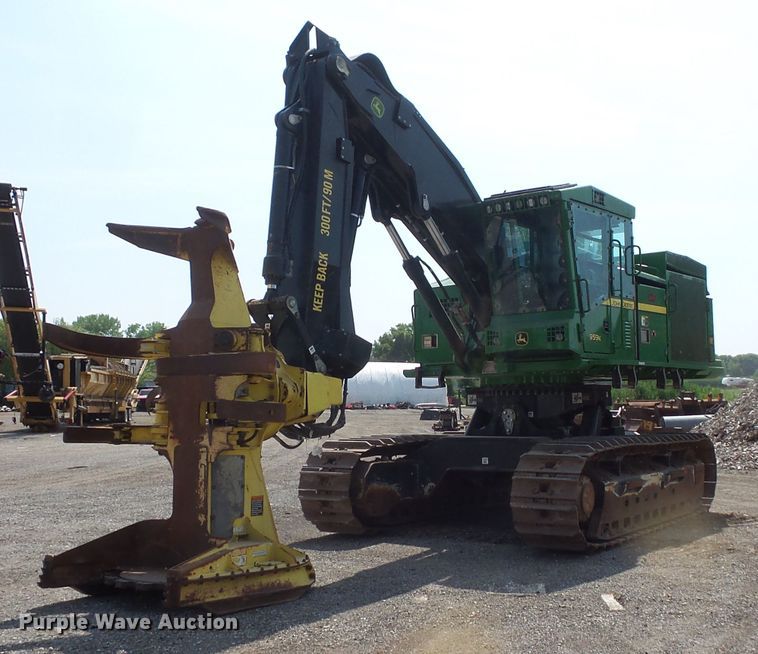 image for item FM9718 2013 John Deere 959K feller buncher
