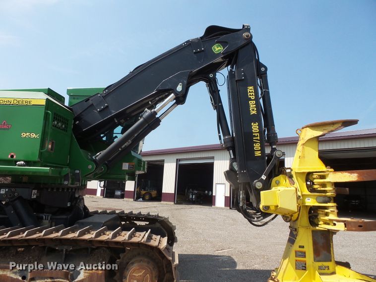 image for item FM9718 2013 John Deere 959K feller buncher