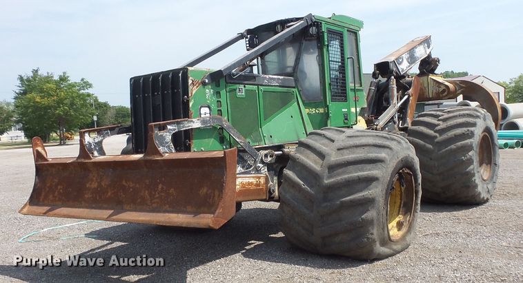 image for item FM9719 John Deere 748H skidder
