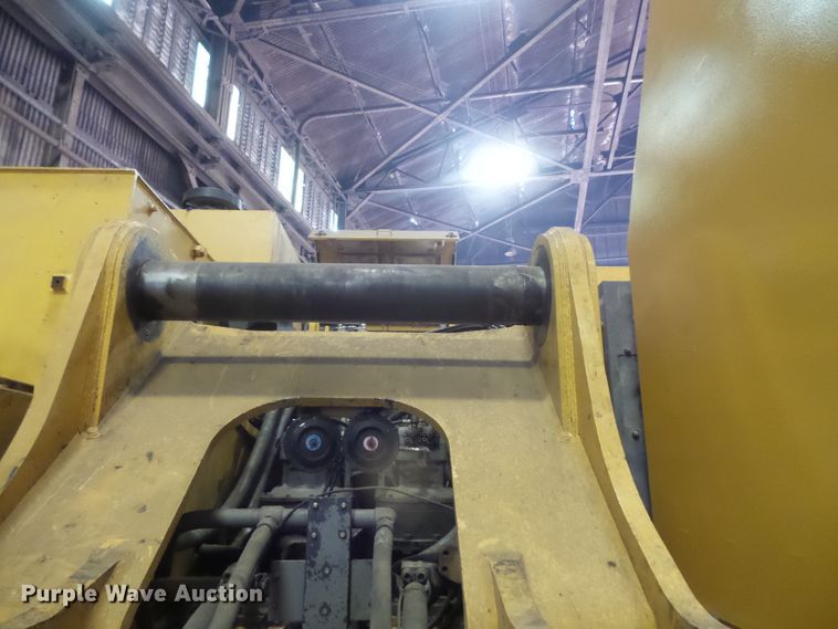 image for item FM9720 2012 John Deere 870G LC long reach excavator