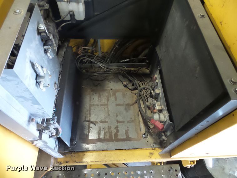 image for item FM9720 2012 John Deere 870G LC long reach excavator