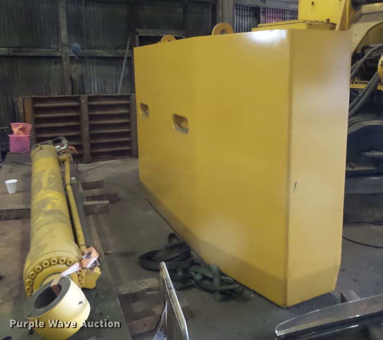 image for item FM9720 2012 John Deere 870G LC long reach excavator