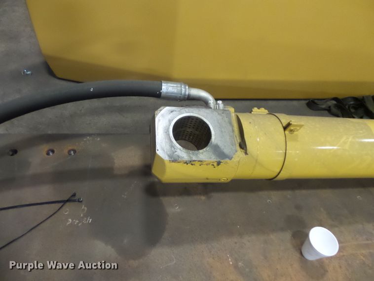 image for item FM9720 2012 John Deere 870G LC long reach excavator