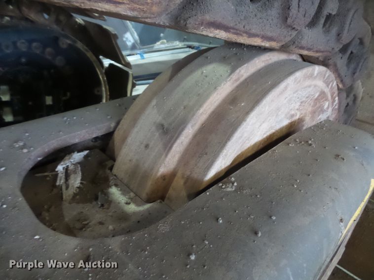 image for item FM9720 2012 John Deere 870G LC long reach excavator