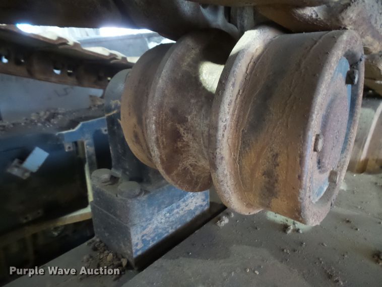 image for item FM9720 2012 John Deere 870G LC long reach excavator