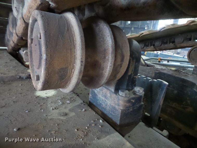 image for item FM9720 2012 John Deere 870G LC long reach excavator