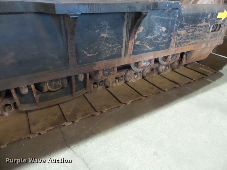 image for item FM9720 2012 John Deere 870G LC long reach excavator