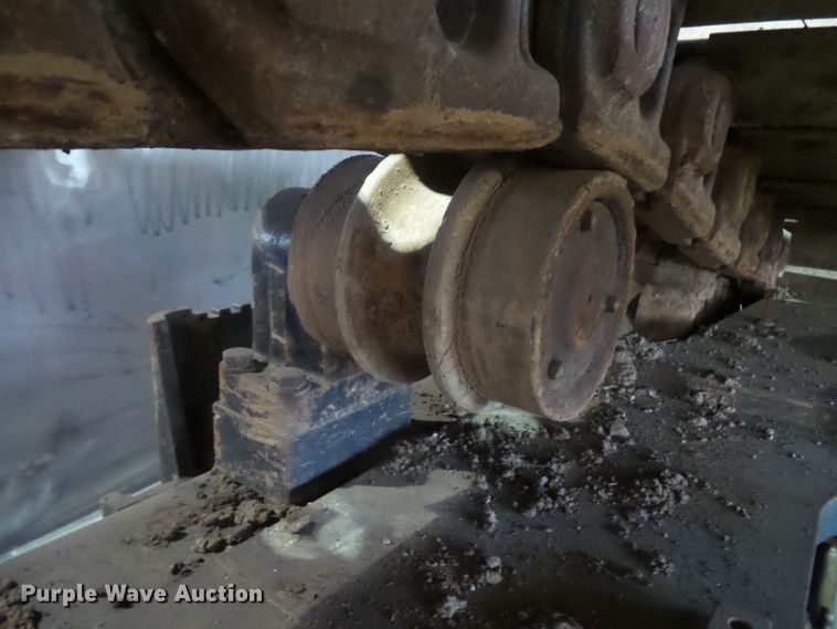 image for item FM9720 2012 John Deere 870G LC long reach excavator