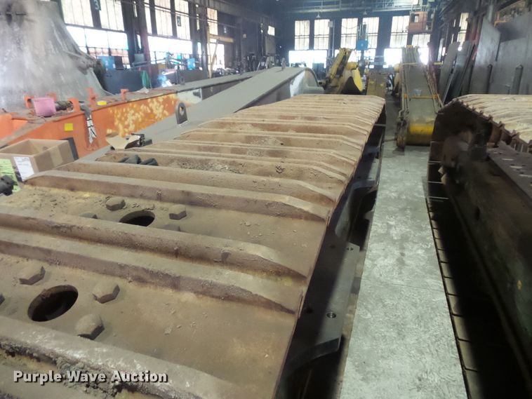 image for item FM9720 2012 John Deere 870G LC long reach excavator