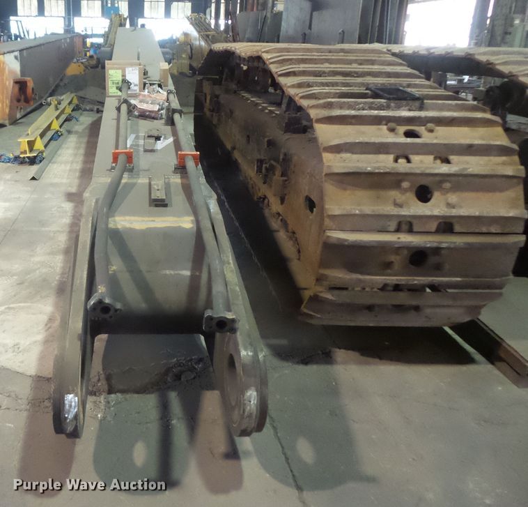 image for item FM9720 2012 John Deere 870G LC long reach excavator