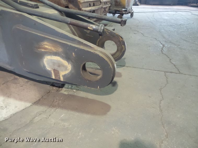 image for item FM9720 2012 John Deere 870G LC long reach excavator