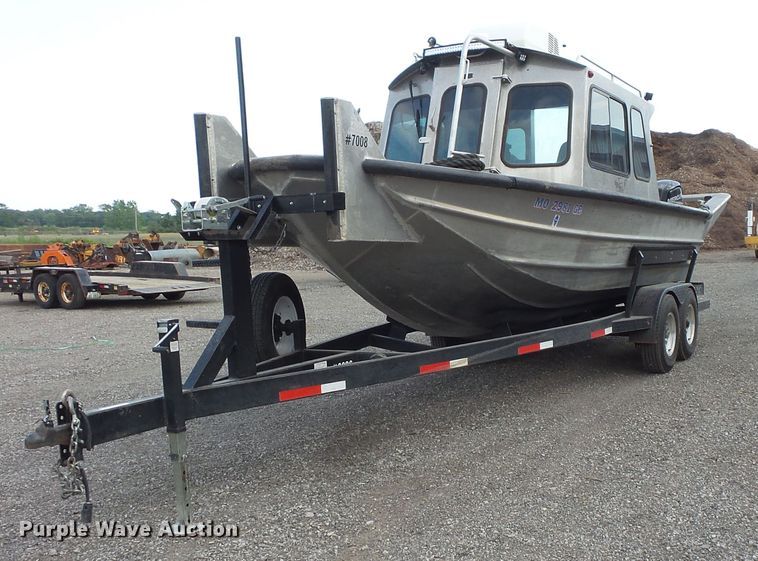 image for item FM9724 2014 Scully boat