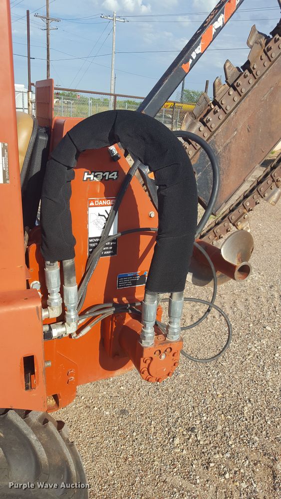 image for item FS9578 2008 Ditch Witch RT40 trencher