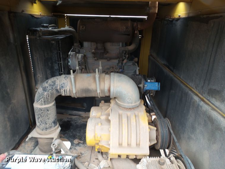 image for item FS9582 2011 Vermeer LP855 vacuum excavator