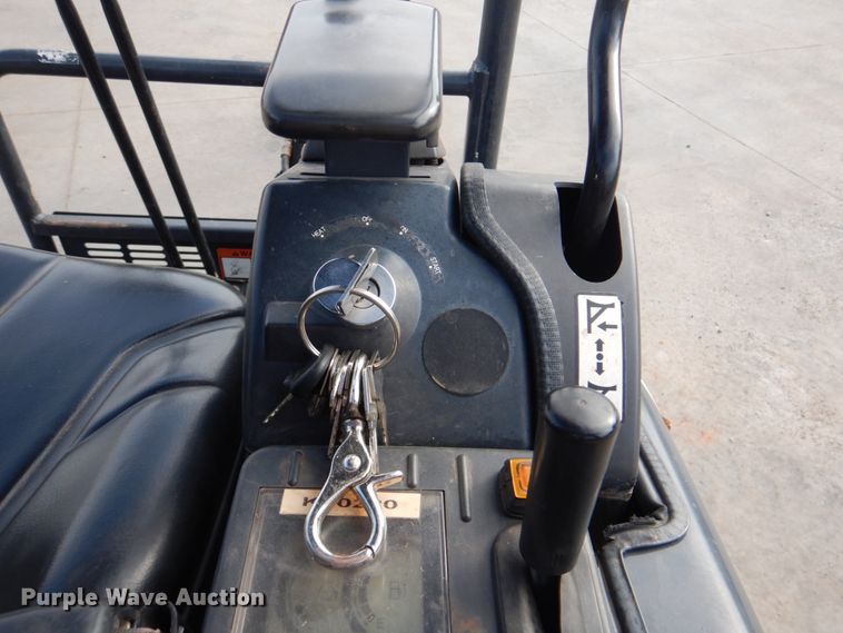 image for item FT9281 2012 John Deere 17D mini excavator