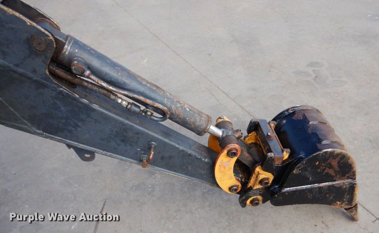 image for item FT9281 2012 John Deere 17D mini excavator