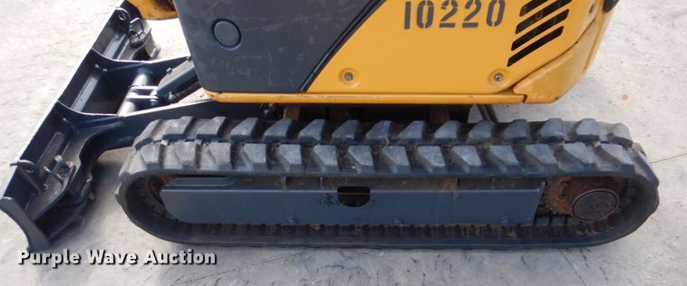 image for item FT9281 2012 John Deere 17D mini excavator