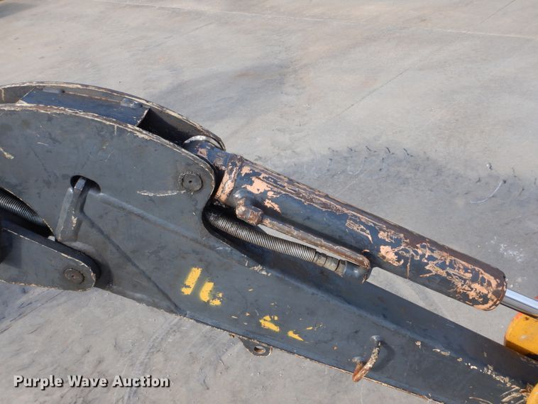 image for item FT9282 2013 John Deere 17D mini excavator