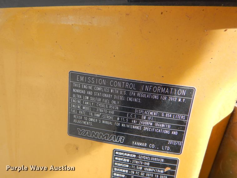 image for item FT9282 2013 John Deere 17D mini excavator