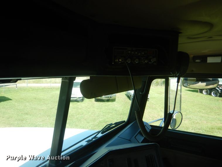 image for item FT9383 2010 Freightliner FLD120 dump truck